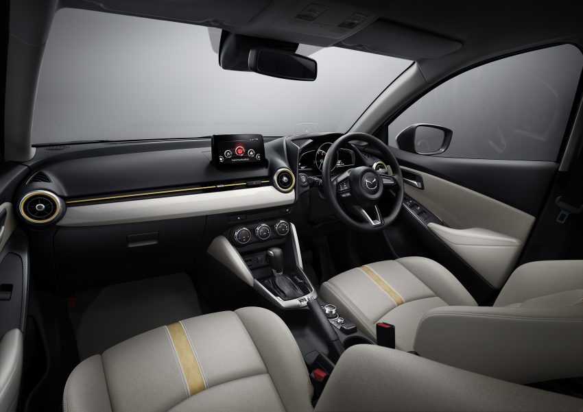 日本推出 Mazda 2 小升级版本, 引擎压缩比提高到14:1 157193