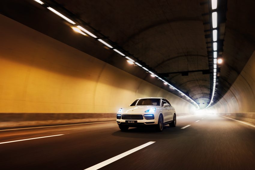 商业资讯: Porsche Cayenne Premium Package , 完美兼顾车主各项需求, 跑车般的性能和操控, SUV的空间和实用性 156664