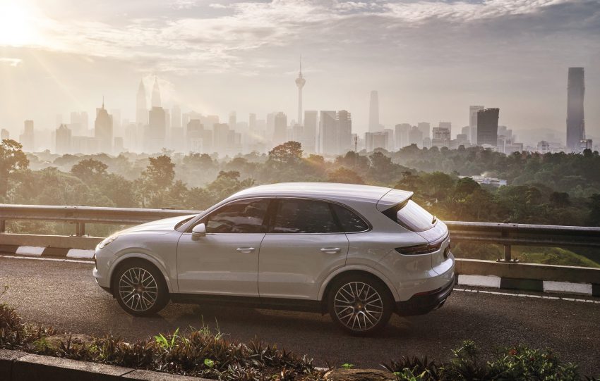 商业资讯: Porsche Cayenne Premium Package , 完美兼顾车主各项需求, 跑车般的性能和操控, SUV的空间和实用性 156647