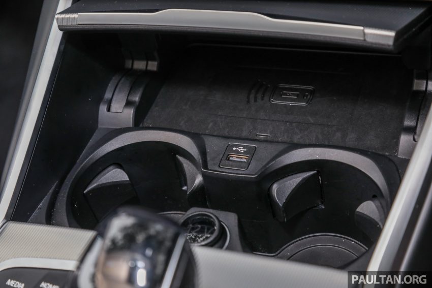 BMW 320i Sport G20再度小升级, 换上数位仪表和大荧幕 157327