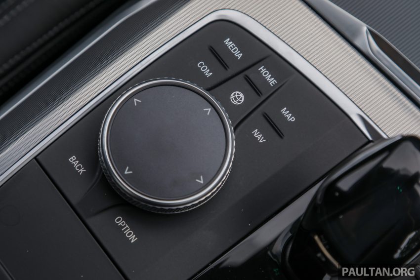 BMW 320i Sport G20再度小升级, 换上数位仪表和大荧幕 157329