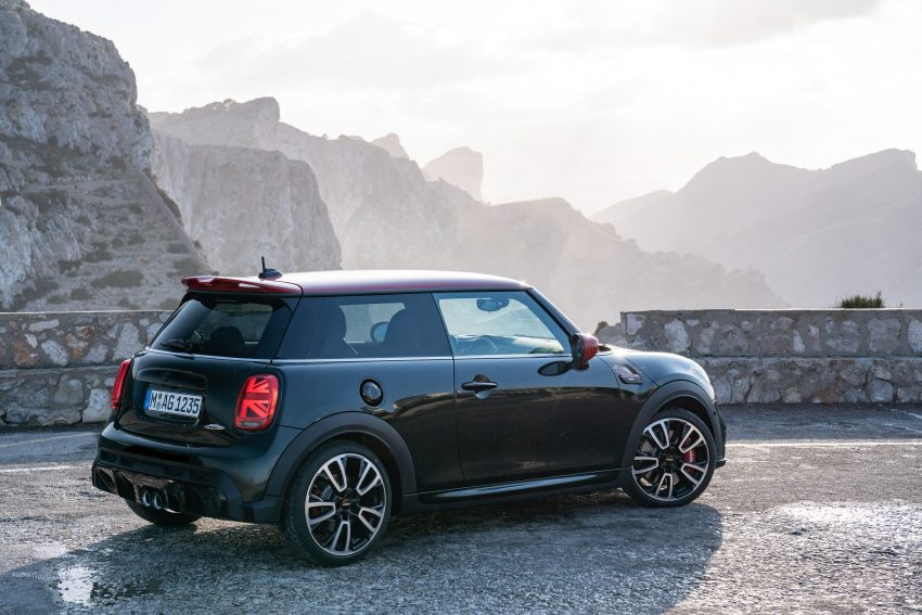 小改款 MINI John Cooper Works 大马上市, 要价30.3万起 157406