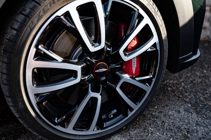 小改款 MINI John Cooper Works 大马上市, 要价30.3万起 157407