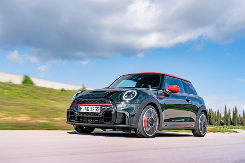 小改款 MINI John Cooper Works 大马上市, 要价30.3万起 157389