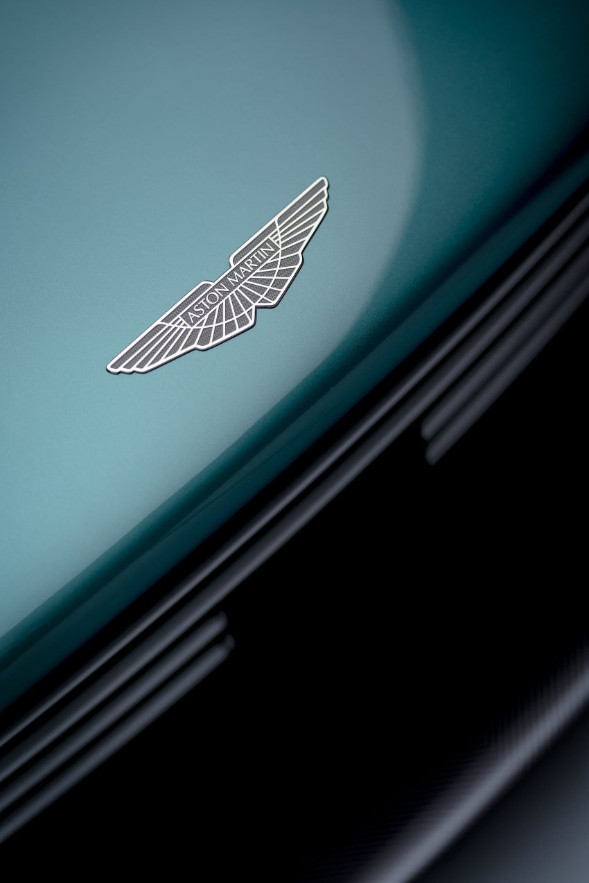 女武神之子! Aston Martin Valhalla 油电超跑2.5秒破百! 157870
