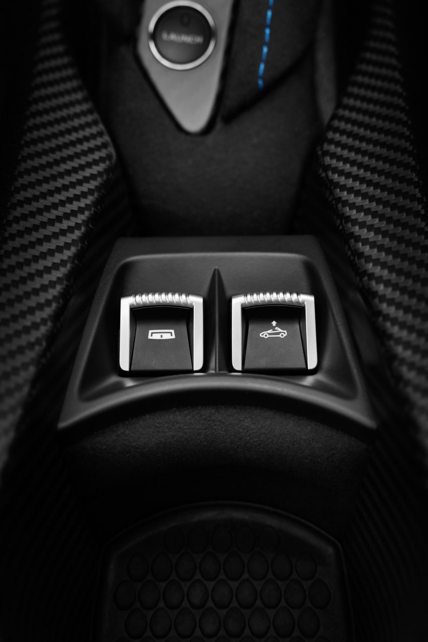 2.8秒破百! 敞篷版 McLaren 765LT Spider 限量765辆面世 158266