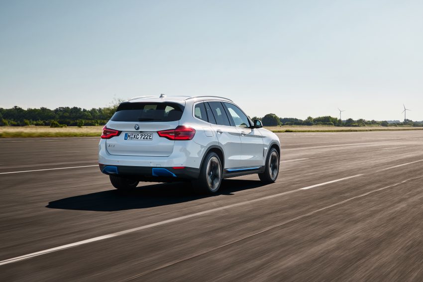 原厂发官方预告, BMW iX3 小改款纯电SUV将在我国上市 159450