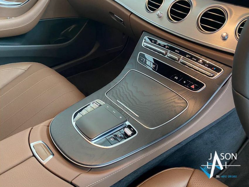 小改款 W213 Mercedes-Benz E-Class 新车实拍, 32.7万起 158417