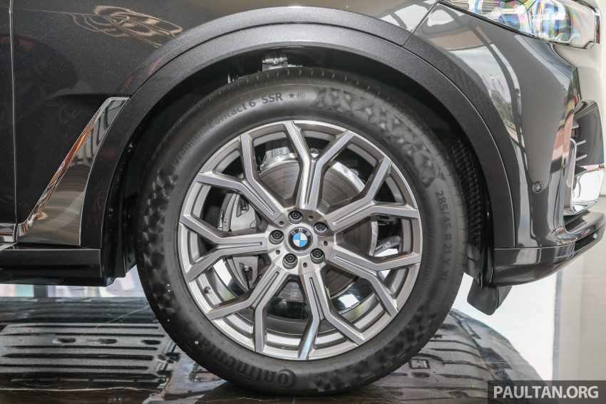 新车实拍: 2021 BMW X7 xDrive40i G07 CKD, 售价65万起 160429