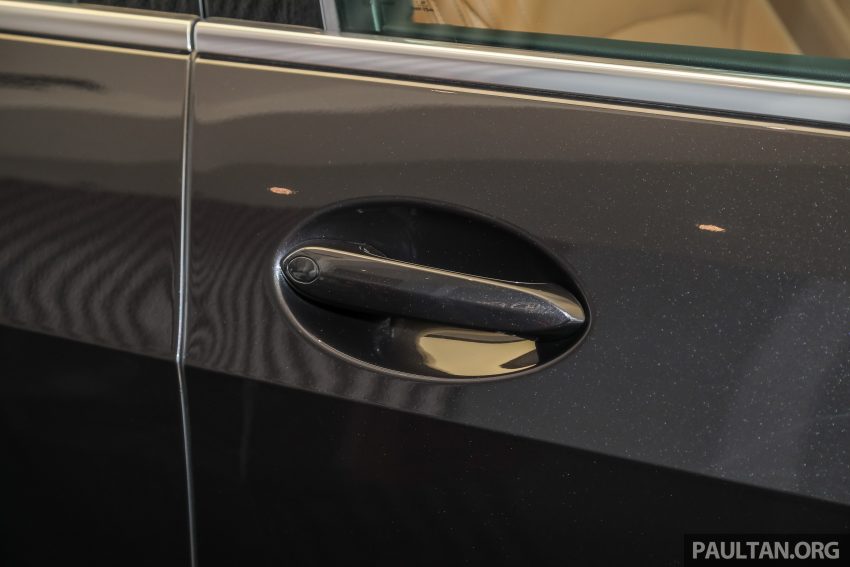新车实拍: 2021 BMW X7 xDrive40i G07 CKD, 售价65万起 160426