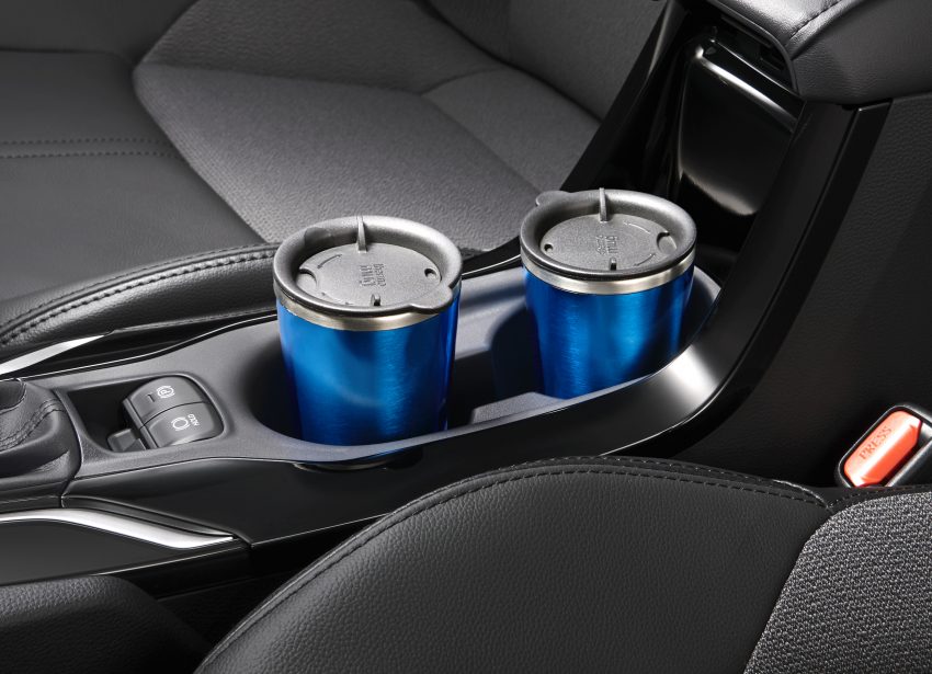 日规版 Toyota Corolla Cross 上市, 新增油电四驱版本 160985