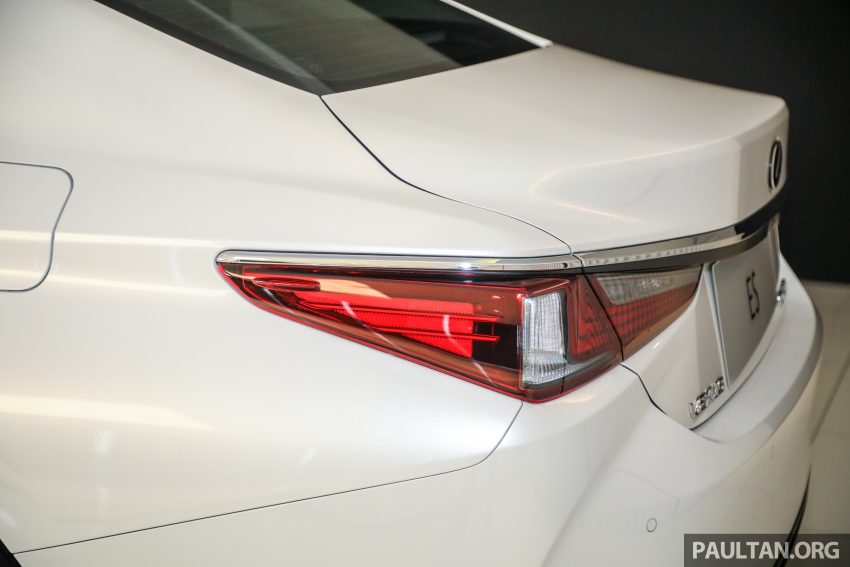 2021 Lexus ES 小改款本地上市开售, 三等级从29.6万起 162074