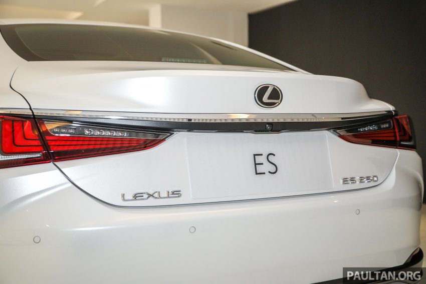 2021 Lexus ES 小改款本地上市开售, 三等级从29.6万起 162075