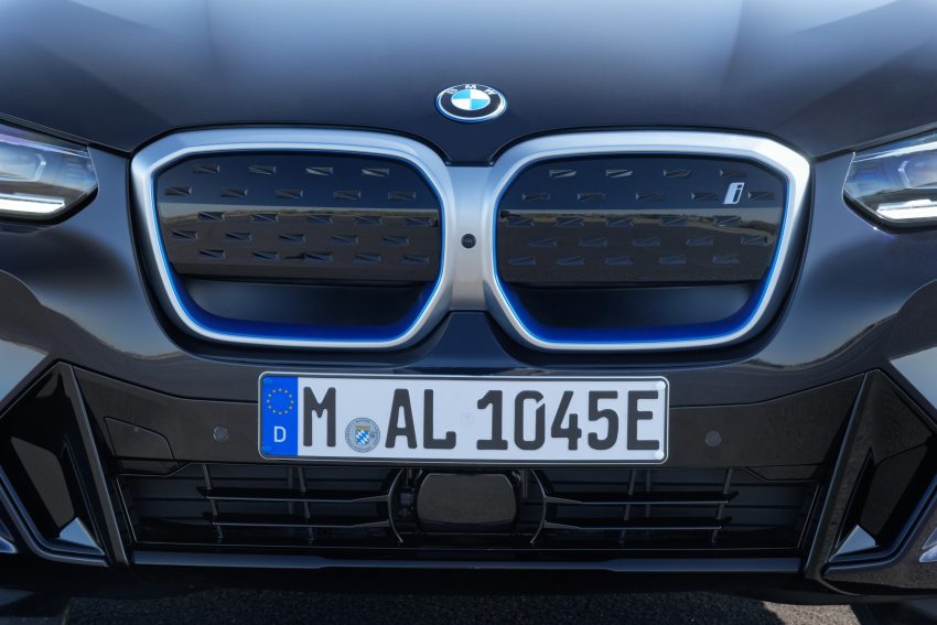 BMW iX3 纯电SUV本地规格表曝光, 两版本售价从31.7万起 163319