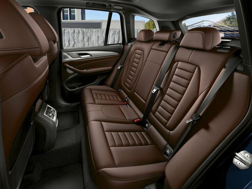 BMW iX3 纯电SUV本地规格表曝光, 两版本售价从31.7万起 163331