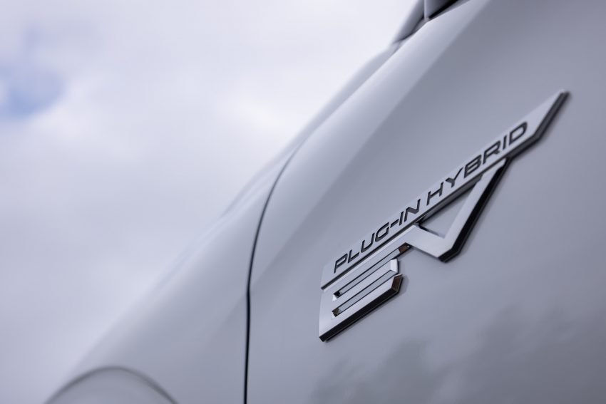 全新 Mitsubishi Outlander PHEV 首发, 12月日本率先开卖 164234