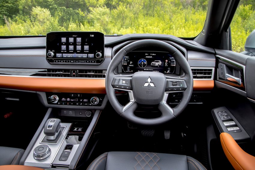 全新 Mitsubishi Outlander PHEV 首发, 12月日本率先开卖 164249