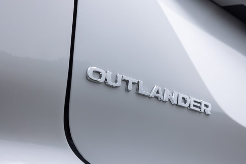 全新 Mitsubishi Outlander PHEV 首发, 12月日本率先开卖 164233