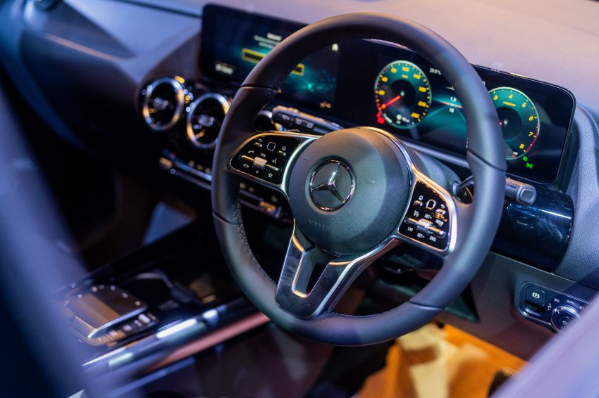 全新 2021 Mercedes-Benz GLA 本地组装版正式发布！规格配备保持不变，价格便宜1万令吉，减税后售RM232k起 163900