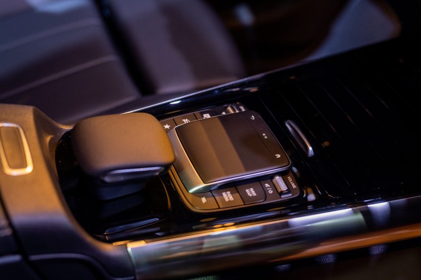 全新 2021 Mercedes-Benz GLA 本地组装版正式发布！规格配备保持不变，价格便宜1万令吉，减税后售RM232k起 163902