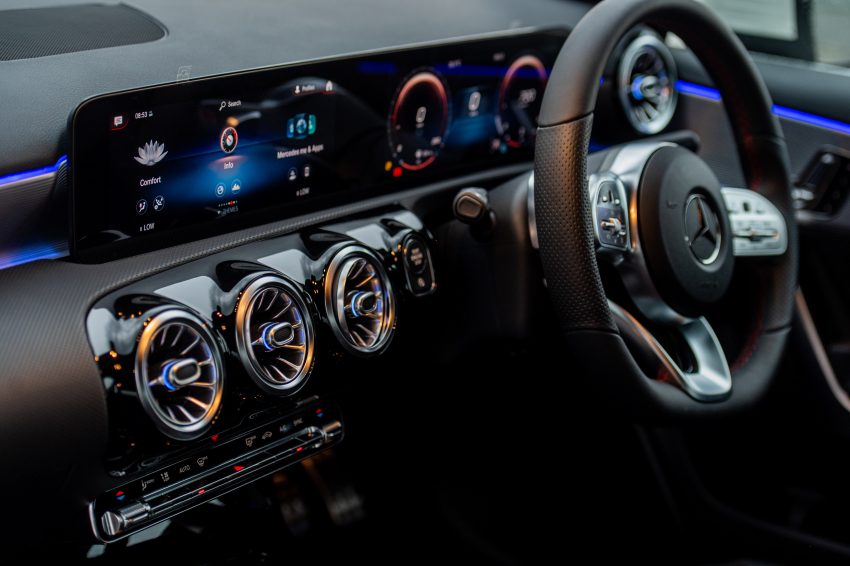CKD版 Mercedes-Benz A-Class Sedan 上市, 售价21万起 163939