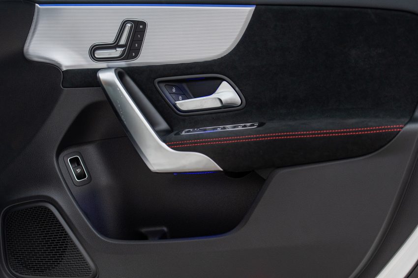 CKD版 Mercedes-Benz A-Class Sedan 上市, 售价21万起 163949