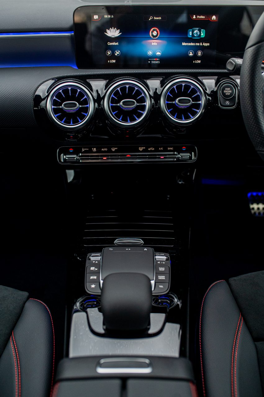 CKD版 Mercedes-Benz A-Class Sedan 上市, 售价21万起 163956