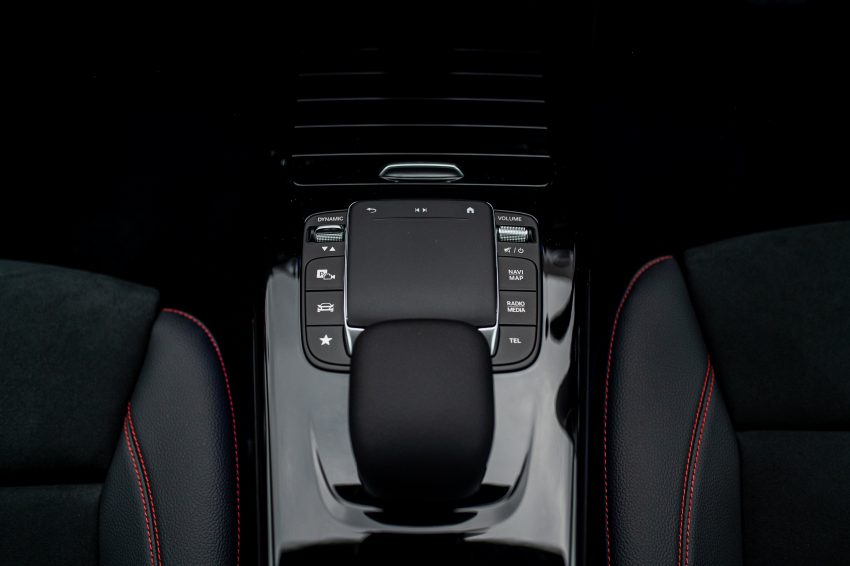 CKD版 Mercedes-Benz A-Class Sedan 上市, 售价21万起 163960