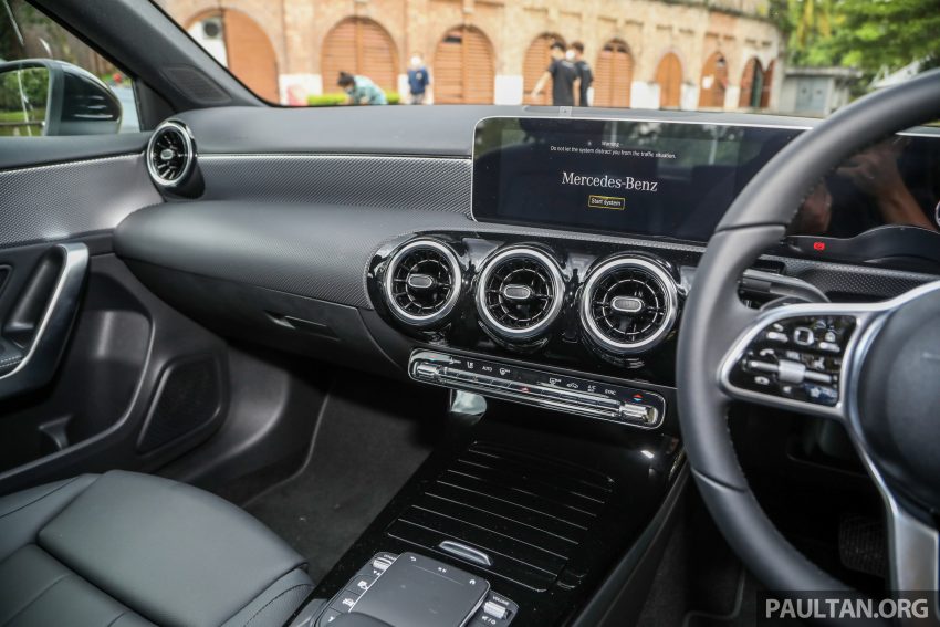 CKD版 Mercedes-Benz A-Class Sedan 上市, 售价21万起 163999