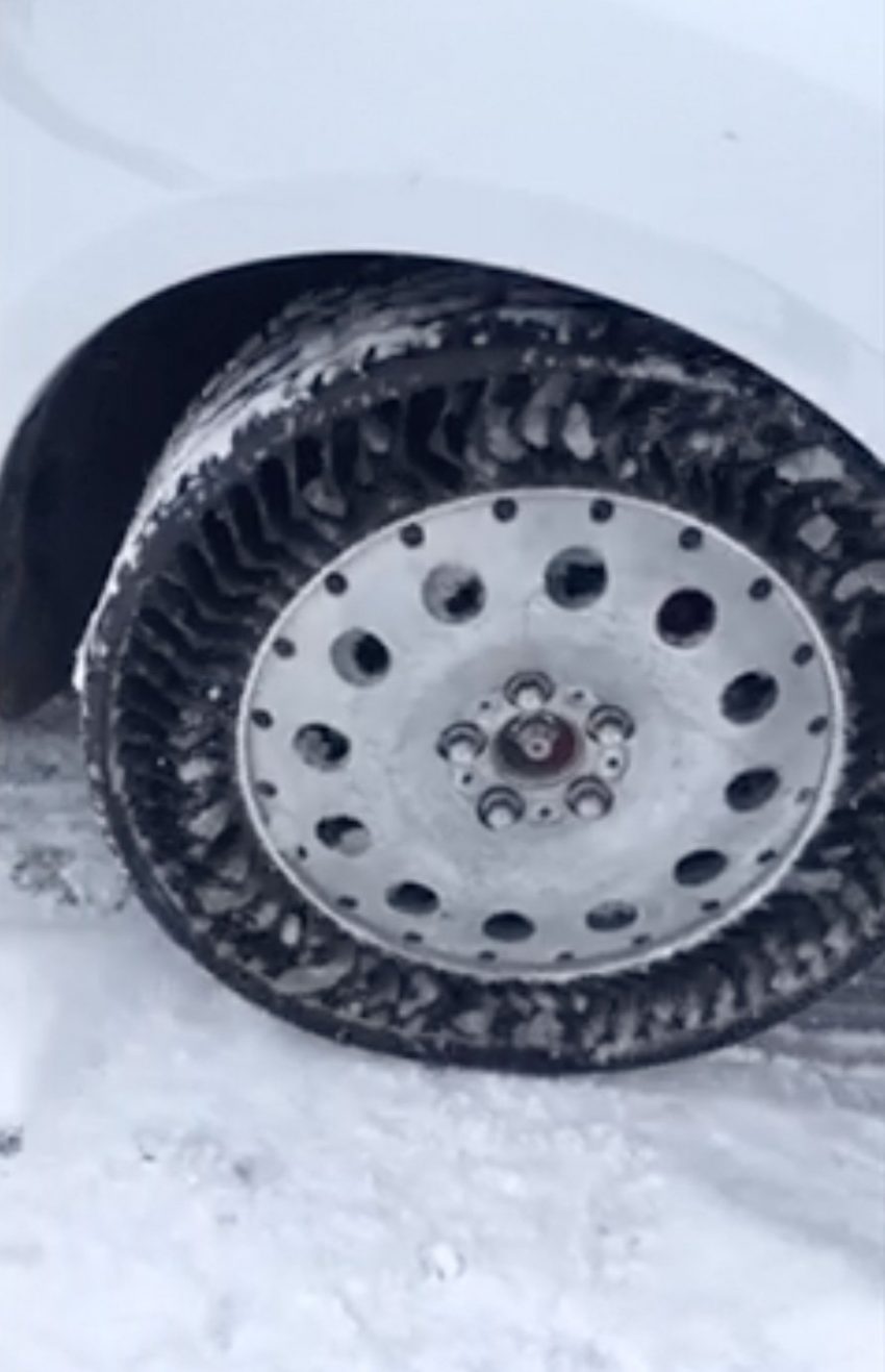Michelin Uptis 轮胎确认2024年上市, 无需担心刺钉漏风 162320