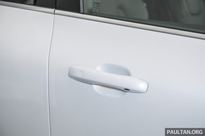 图集：小改款 2022 Volvo XC60 Recharge T8 Inscription Plus 插电式混动版本新车实拍，销售税全免售RM325,449 167275