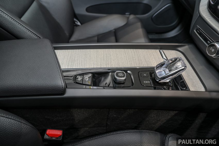 图集：小改款 2022 Volvo XC60 Recharge T8 Inscription Plus 插电式混动版本新车实拍，销售税全免售RM325,449 167307