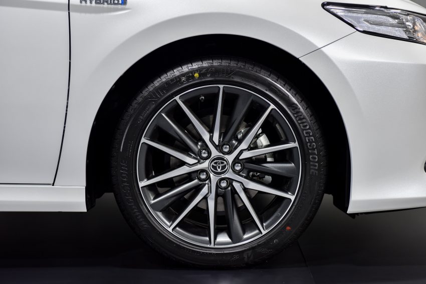 Toyota Camry 小改款泰国开卖, 2.0引擎取消, 仅剩2.5版本 165290
