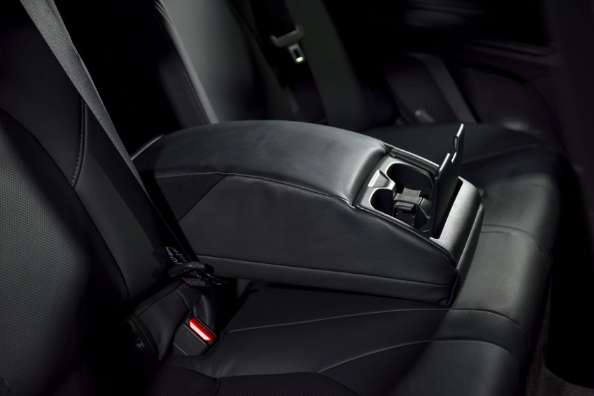 Toyota Camry 小改款泰国开卖, 2.0引擎取消, 仅剩2.5版本 165327