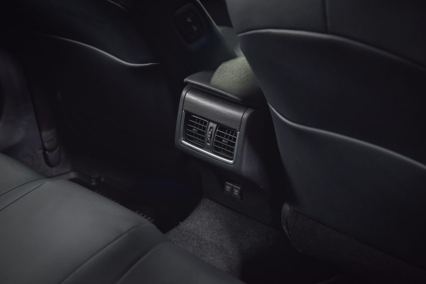 Toyota Camry 小改款泰国开卖, 2.0引擎取消, 仅剩2.5版本 165328