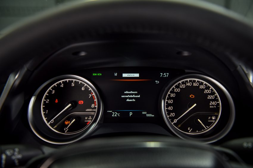 Toyota Camry 小改款泰国开卖, 2.0引擎取消, 仅剩2.5版本 165337