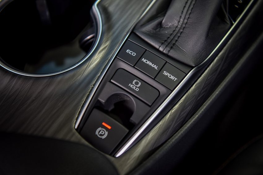 Toyota Camry 小改款泰国开卖, 2.0引擎取消, 仅剩2.5版本 165341