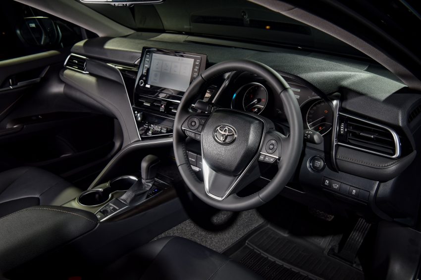 Toyota Camry 小改款泰国开卖, 2.0引擎取消, 仅剩2.5版本 165357