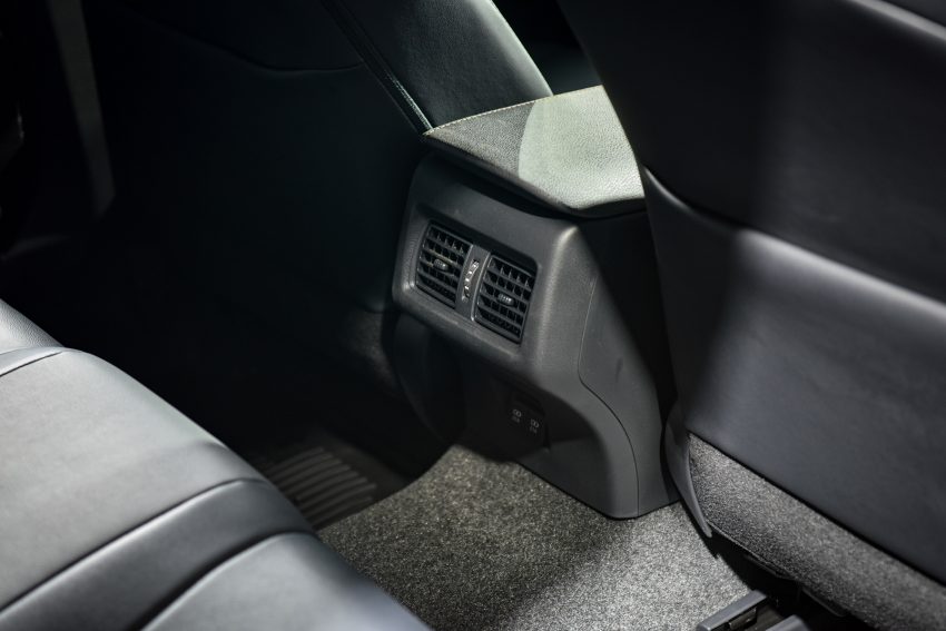 Toyota Camry 小改款泰国开卖, 2.0引擎取消, 仅剩2.5版本 165375