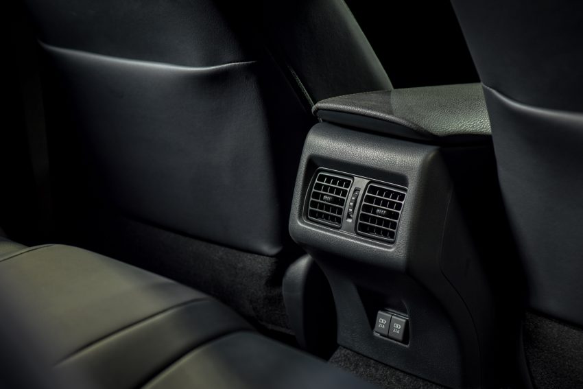 Toyota Camry 小改款泰国开卖, 2.0引擎取消, 仅剩2.5版本 165378