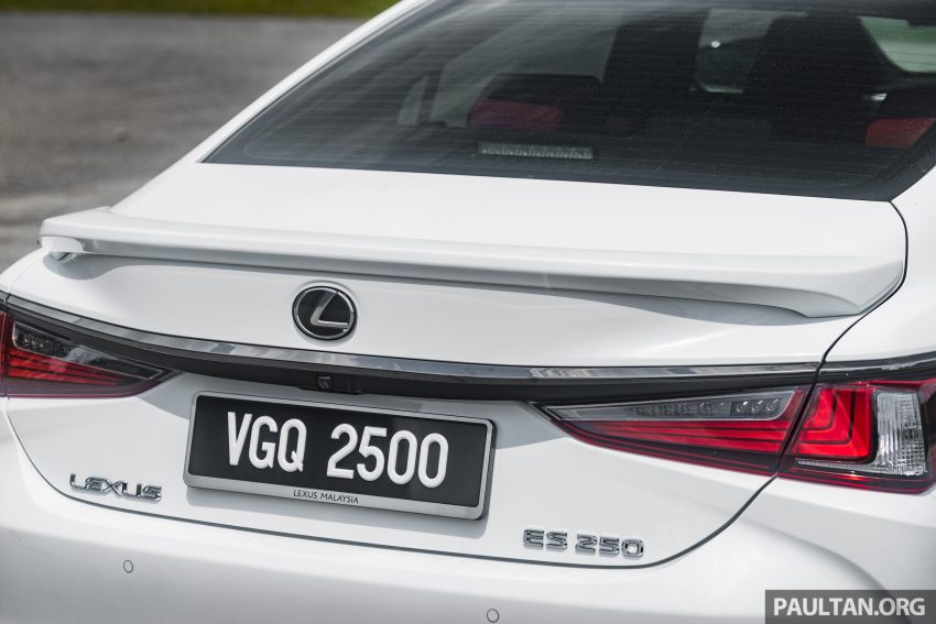 试驾：Lexus ES 250 F Sport 小改款，轻奢雅致还带杀气 168966
