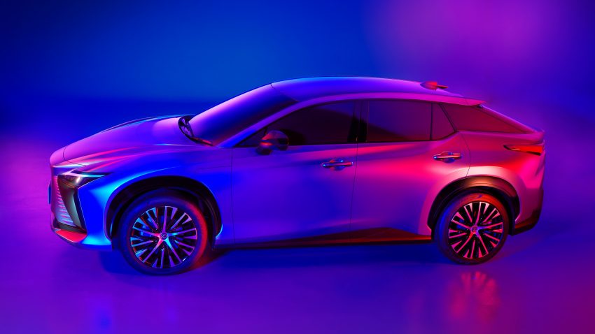 Lexus RZ 450e 首组官图发布, 跑格型纯电SUV, 明年面世 169100