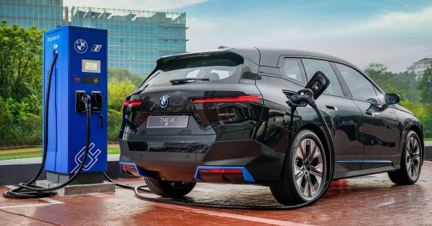 半小时可为 iX 与 iX3 充电80%, BMW 于 Ara Damansara 陈列室设立本地首个180kW快速充电桩, 开放给公众使用