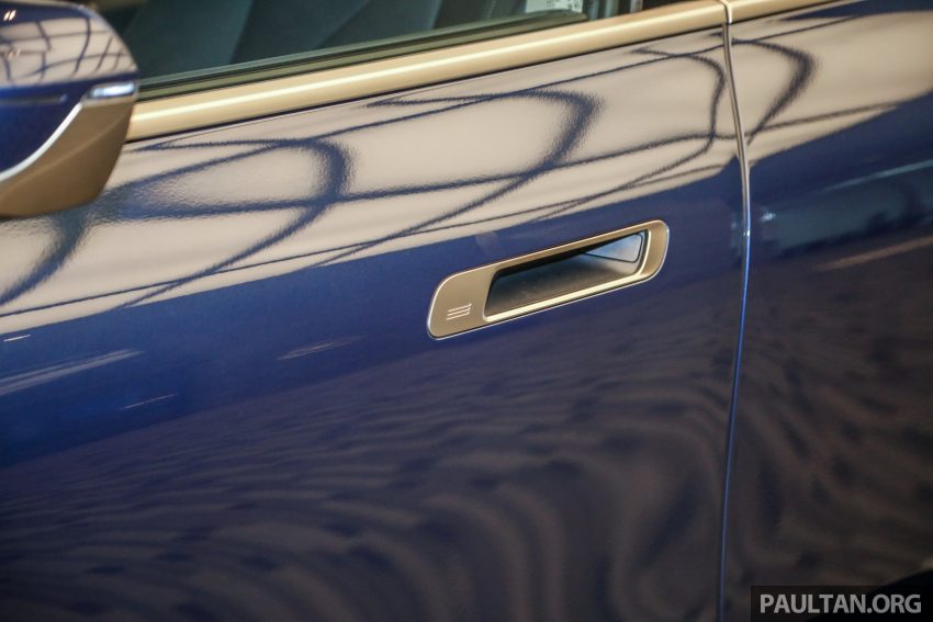 新车实拍: BMW iX xDrive40 纯电SUV, 本地售价41.9万起 168206