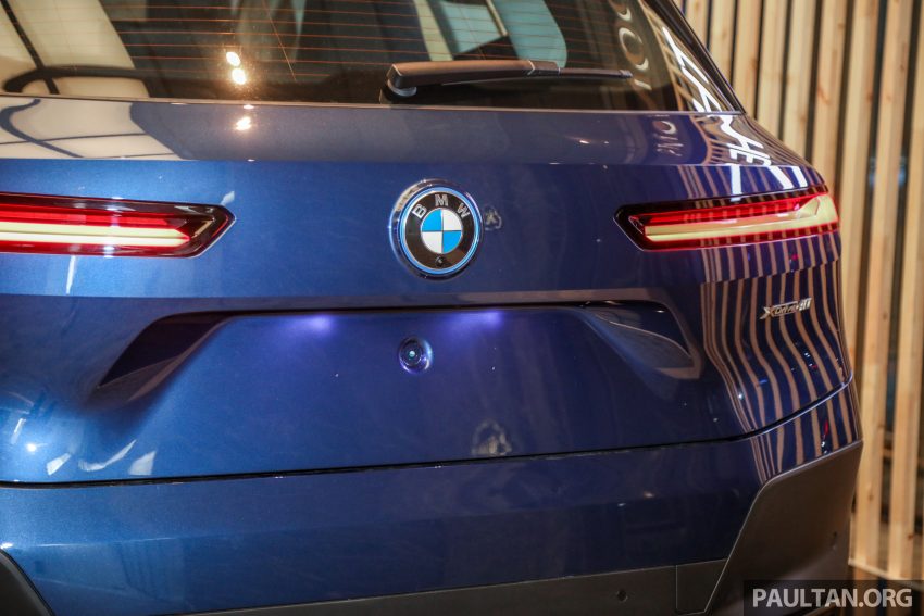 新车实拍: BMW iX xDrive40 纯电SUV, 本地售价41.9万起 168213