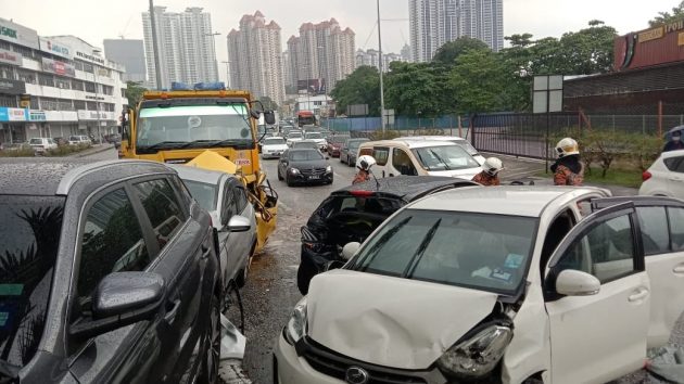 车祸后肇祸方保险路税逾期或拒绝报案导致车主被逼向己方保险公司索偿, FOMCA 呼吁政府检讨并修改现有车险制度