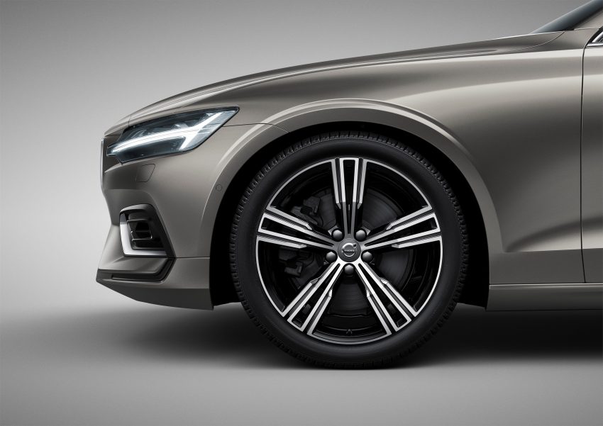 Volvo V60 Recharge T8 Inscription 本地开卖, 售价28.7万 170456