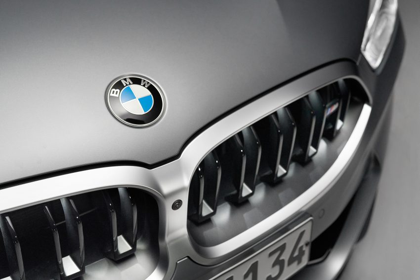 2022 BMW 8 系列小改款面世, 改搭会发亮的水箱护罩 172108