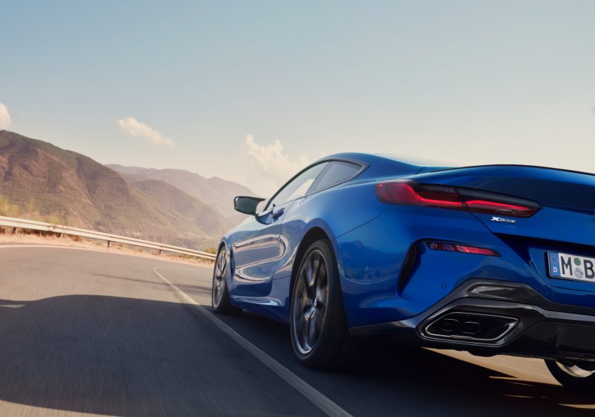 2022 BMW 8 系列小改款面世, 改搭会发亮的水箱护罩 172124