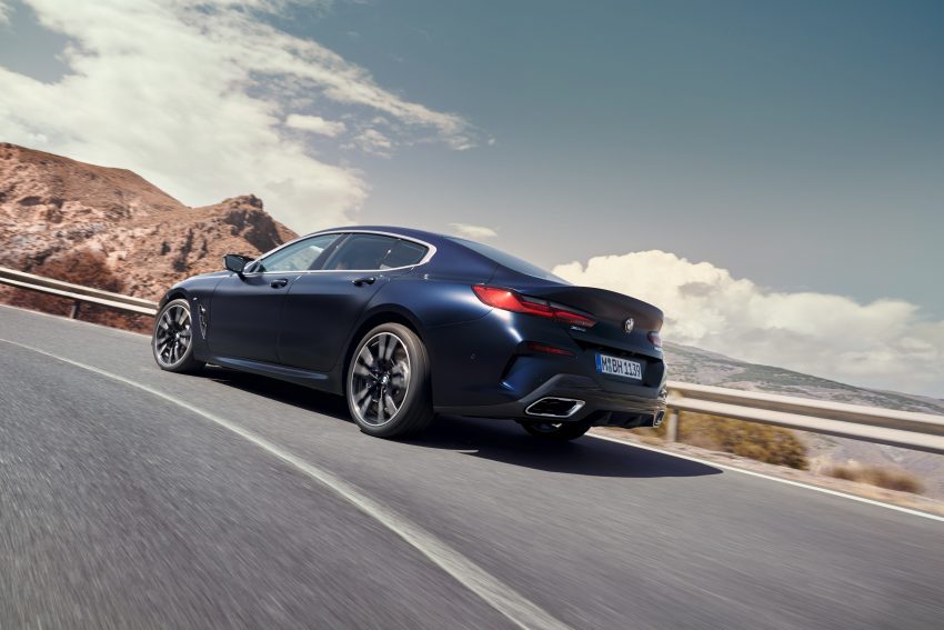 2022 BMW 8 系列小改款面世, 改搭会发亮的水箱护罩 172139